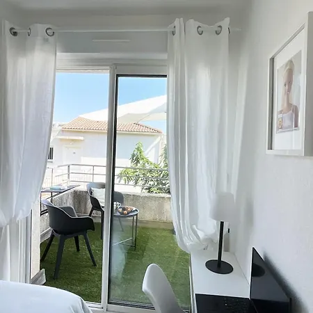 Cosy Avec Wifi En Bord De Lejlighed *