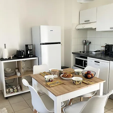 Cosy Avec Wifi En Bord De 아파트 *