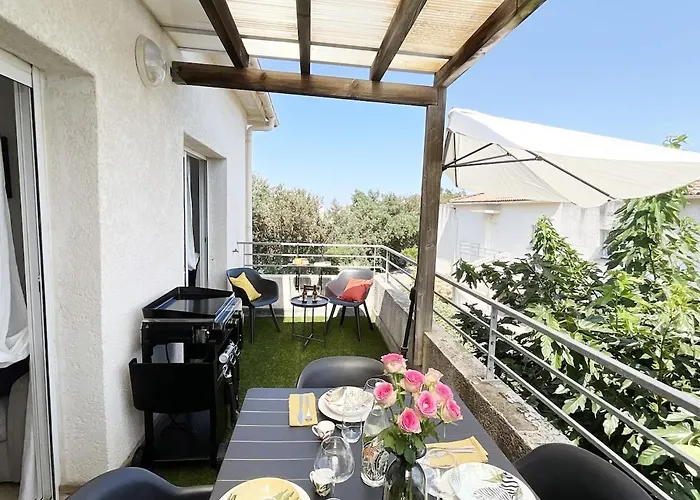 Cosy Avec Wifi En Bord De Appartamento